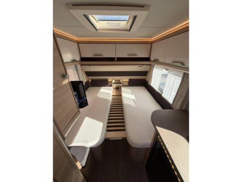 Knaus Sudwind 60 Years 500 EU inkl. Rangierhilfe und Markise Foto: 18