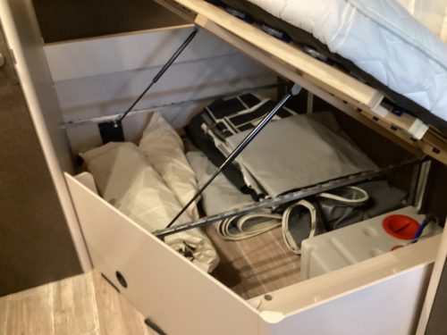 Dethleffs C'Go 495 FR mover/ ATC/omnistor photo: 9