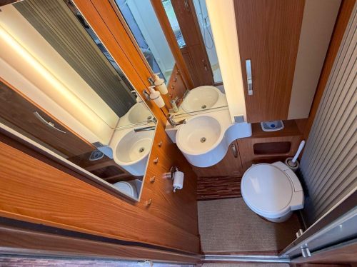 HYMER B 694 SL photo: 8