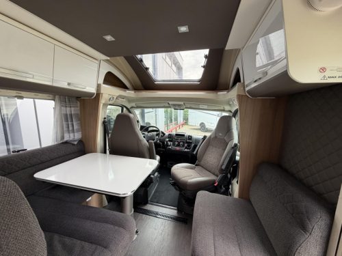 Adria Matrix 670 SC photo: 6