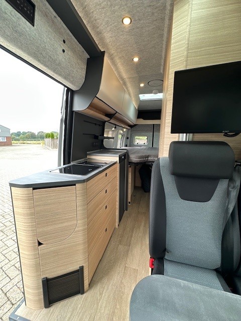 Hobby Maxia Van 680 ET, Automatic photo: 5