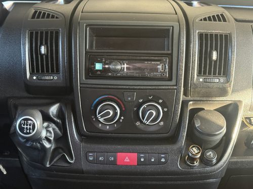 P&ouml;ssl 2 Win Euro 5 150 CV Camper van en estado nuevo, cama transversal, portabicicletas abatible, toldo, aire acondicionado, control de crucero, Bearlock foto: 13