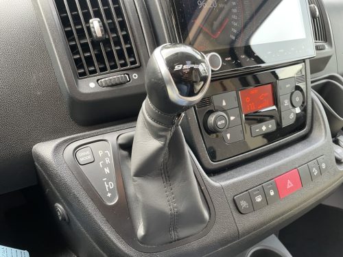 Euramobil Profila T695 EB EINZELBETTEN 9-GANG-AUTOMATIK Foto: 12