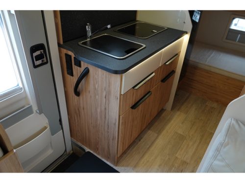 Bavaria T696S 2.3 140Pk | 6-Person | Bicycle rack | Solar panels | Reversing camera photo: 9