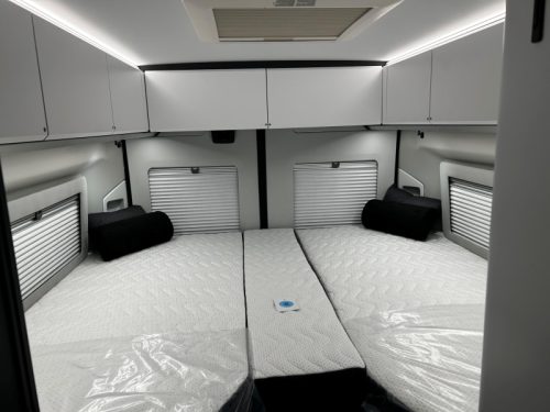 Adria Twin Supreme 640 SLB Bekleding Leer photo: 16