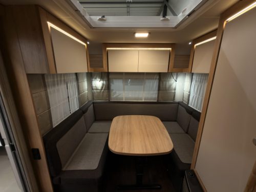 Knaus Sport Platinum 500 EU Platinum+Boden+1800KG Foto: 4