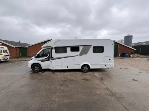 Knaus Sun Ti 700 MX photo: 8