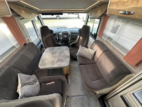 Frankia Platin 8400 QD Mercedes Automatic 190HP photo: 16