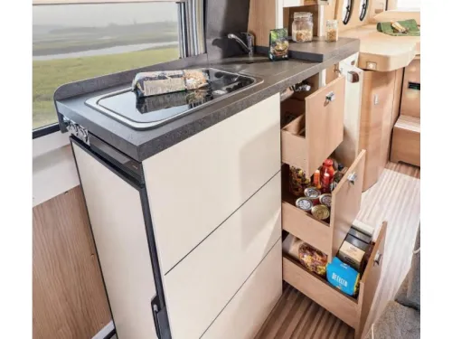 Malibu First Class Two Room 640 LERB L&auml;ngsbetten, Automatik Foto: 6
