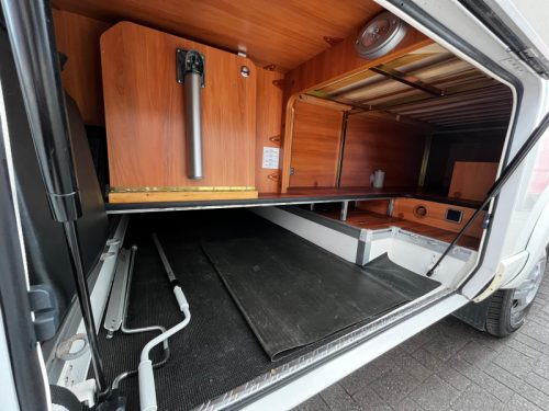 Hymer T 668 CL 3.0L, Low Single Beds photo: 10