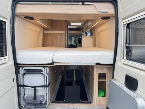 Hymer Yellowstone 640 - Langes 205 cm Bett ! - Foto: 14