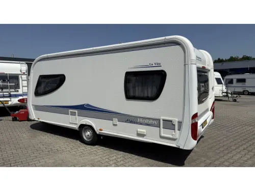 Hobby La Vita Bionda 495 UL single beds dinette photo: 12