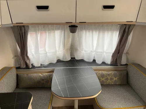 Eriba Touring 310 Urban Memphis design pak. photo: 1