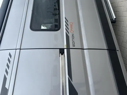 Weinsberg CaraBus 600 MQ edition FIRE / automaat  foto: 8