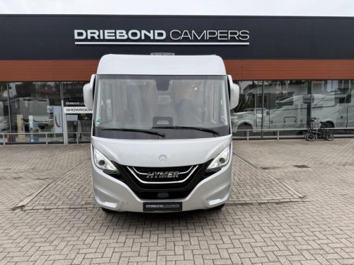 Hymer B-MC I 680 Blackline Single Beds Awning Lithium Towing hitch photo: 3