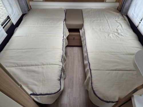Fendt Bianco Selection 465 TG Single beds - Awning photo: 11