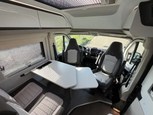 Adria Twin Plus 640 SLB Lithium, Umrichter, Solar Foto: 4