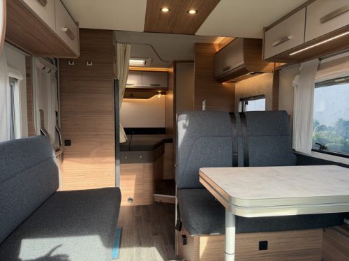 Knaus LIVE WAVE 650 MF Foto: 13
