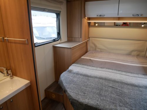 ROLLER Team Auto-Roller 265 TI, French bed, Pop-top roof, XXL Garage!! photo: 16
