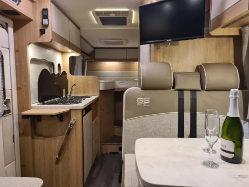 LMC Breezer V 643 G Einzelbetten/Satellitensch&uuml;ssel Foto: 21
