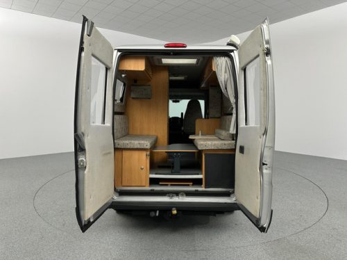 La Strada 600 2.8 HDI photo: 16
