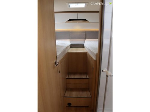 Hymer BMC-T 680 177hp Automatic | Single beds | Drop-down bed | Separate shower | Solar panel | Veloslide | Bearlock | SLC Chassis | Awning photo: 18