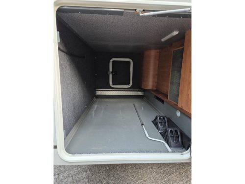 Carthago Chic C-Line 49 I Aut 150Hp Twinbed 2016 photo: 8