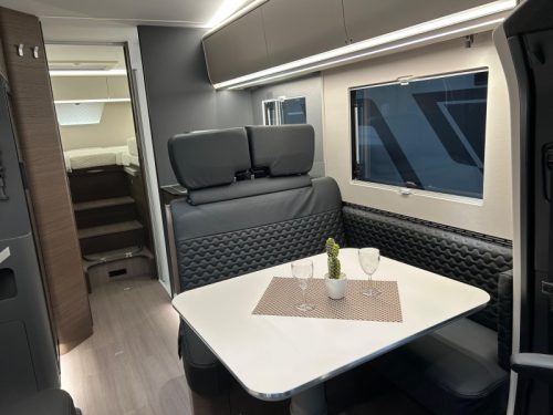 Adria Coral Supreme MB 670 SL Level airco alde  foto: 15