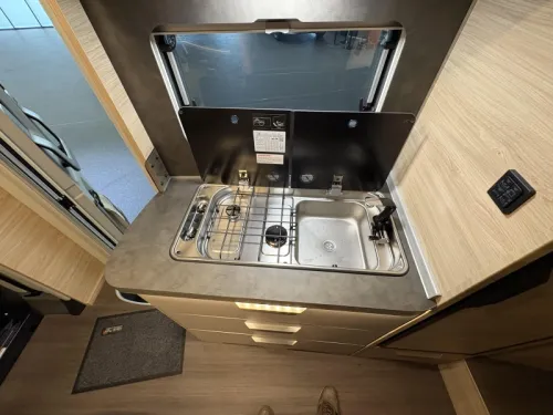 Knaus Van TI Plus 650 MEG platinum selection photo : 10