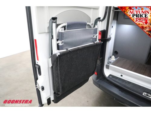 Volkswagen Crafter Grand California 680 2.0 TDI 177 HP 4Motion DSG ACC Awning AHK Navi Clima Solar Camera PDC photo: 6
