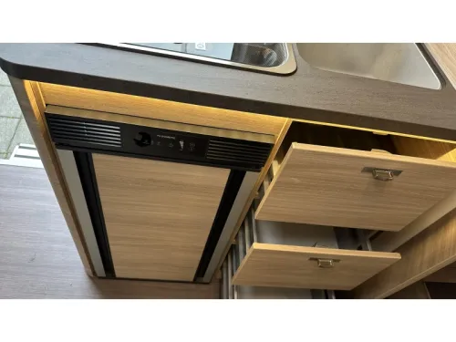 Knaus BoxStar Lifetime 600 ME L&auml;ngsbett-9tr.autom.-TrH Foto: 10