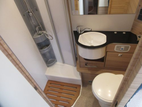 Dethleffs Globebus 6 GT SMAL, COMPACTER/ TOPMODEL foto: 3