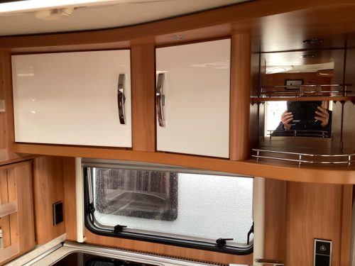 Eriba Nova Luxus Line 465 Mover/ toldo de casete foto: 12