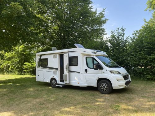 Zum Verkauf angeboten: WEINSBERG Cara Loft R58 mit Luftfederung