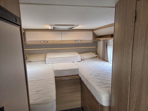 LMC  Cruiser T662 G 2021 single beds photo: 10