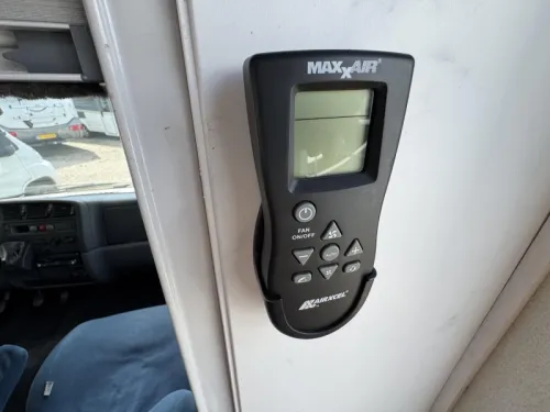 Knaus Traveller 6 berths bunk bed photo: 7