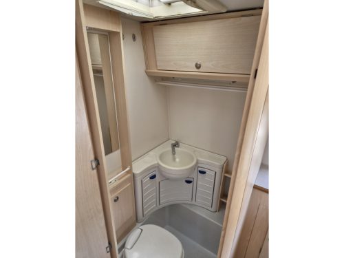 Kip Shuttle 41 EKL Mover-Awning-Bag awning photo: 14