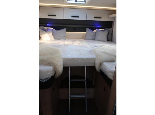 Knaus 2027 Live Ti 650MEG Platinum 180HP ALL OPTIONS! photo: 11