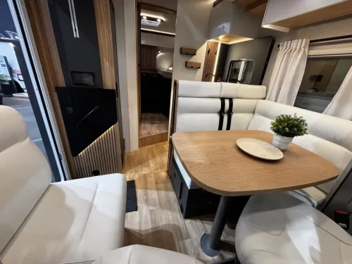 Pilote G 740 GJ Camper, 5-Personen 2027 Foto: 3