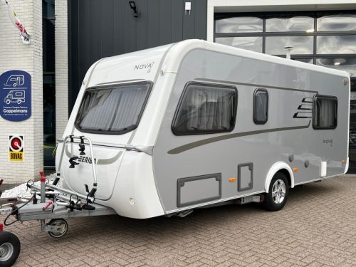 Eriba Nova Light 442 L&auml;ngsbetten, Rangierhilfe, Vorzelt Foto: 3