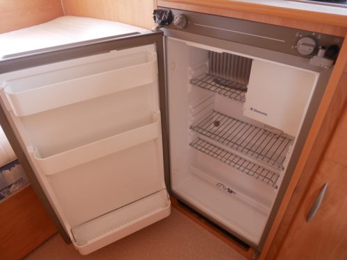 Caravelair Antares 390 Awning, bicycle rack photo: 7