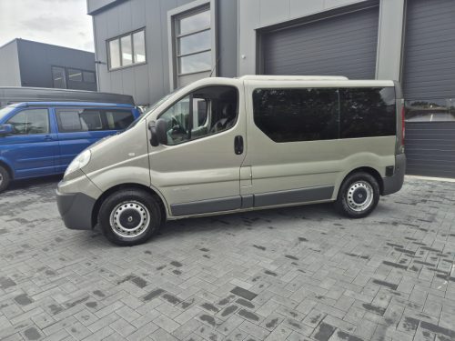 Renault Trafic 2.5 DCI Airco  photo: 2