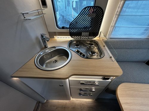 Hymer Tramp 695 S Mercedes/Queensbed/Hubbett Foto: 17