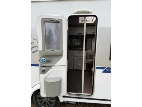 Knaus Sport Silver Selection 500 UF mover airco pano awning photo: 9