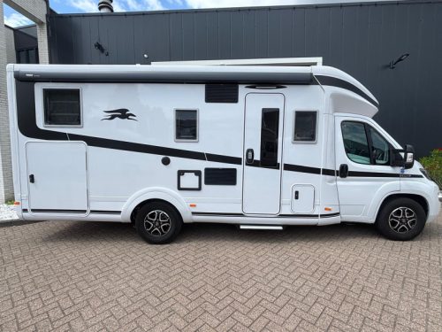Laika Ecovip 4009 L automatic, E&P single bed  photo: 28
