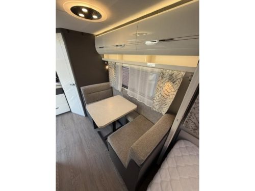 Hobby Excellent 460 SL Incl. Mover and Awning  photo: 16