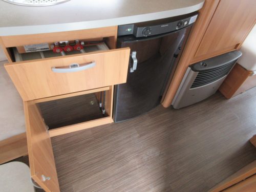 Eriba Feeling 470 SINGLE BEDS AND MOVER photo: 10
