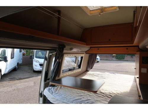 Volkswagen Transporter Van conversion | Bearlock | Towbar VW Transporter Van conversion | Bearlock | NL (NAP) KM | Towbar photo: 7