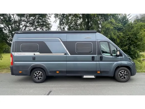 Adria Twin Supreme 640 SGX Automatik-Solar-Anh&auml;ngerkupplung-NAV Foto: 3