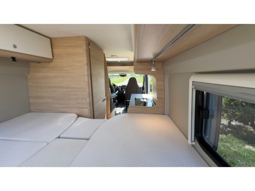 Roadcar R 640 (p&ouml;ssl Group) Single beds/165HP/Awning/bike rack/New condition photo: 21